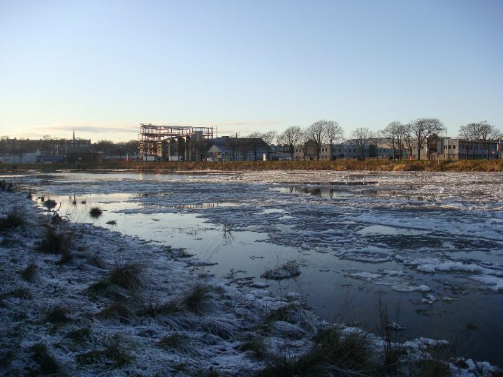 River Ice 301108-007.jpg